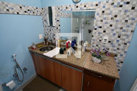 Casa à venda com 250m², 3 quartos e 4 vagasBanheiro da Suíte 3