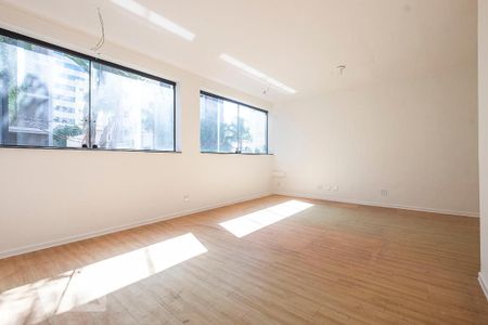 Casa à venda com 295m², 4 quartos e 2 vagas Casa à venda com 295m², 4 quartos e 2 vagasQuarto 2