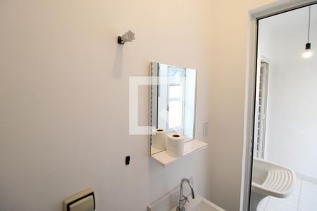 Casa à venda com 80m², 2 quartos e 1 vagaLavabo