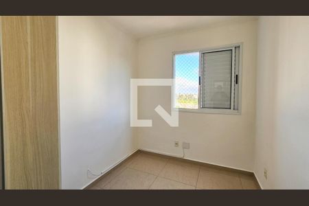 Quarto de apartamento para alugar com 3 quartos, 72m² em Usina Piratininga, São Paulo