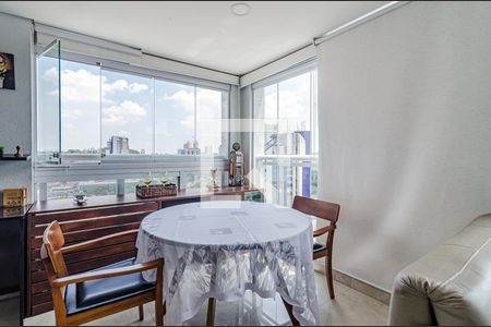 Sala/Varanda de apartamento à venda com 1 quarto, 50m² em Pinheiros, São Paulo