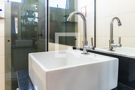 Apartamento à venda com 40m², 2 quartos e 2 vagasBanheiro 