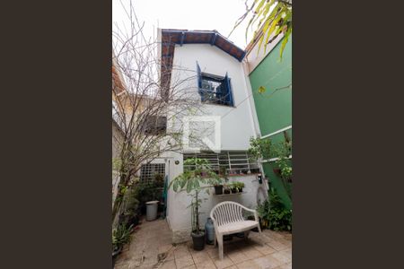 Casa à venda com 150m², 3 quartos e 2 vagas Casa à venda com 150m², 3 quartos e 2 vagasÁrea de Serviço