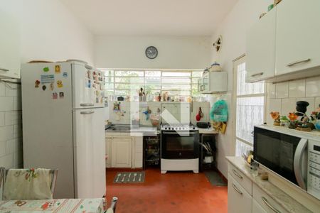 Casa à venda com 150m², 3 quartos e 2 vagas Casa à venda com 150m², 3 quartos e 2 vagasCozinha