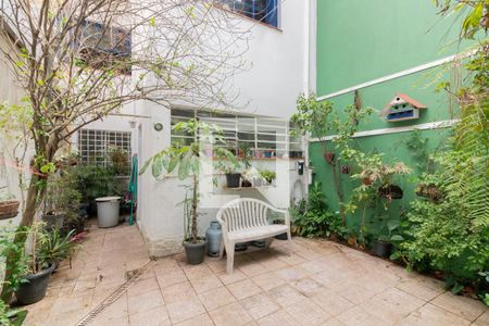 Casa à venda com 150m², 3 quartos e 2 vagas Casa à venda com 150m², 3 quartos e 2 vagasÁrea de Serviço