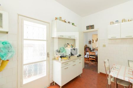 Casa à venda com 150m², 3 quartos e 2 vagas Casa à venda com 150m², 3 quartos e 2 vagasCozinha