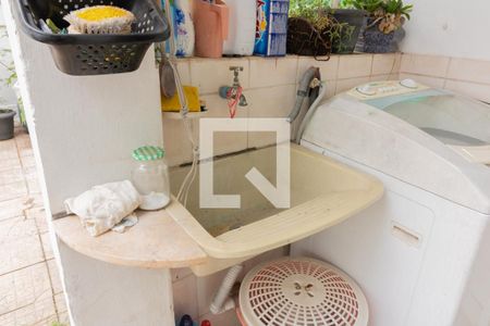 Casa à venda com 150m², 3 quartos e 2 vagas Casa à venda com 150m², 3 quartos e 2 vagasÁrea de Serviço