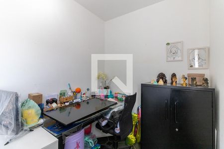 Casa à venda com 191m², 3 quartos e 4 vagas Casa à venda com 191m², 3 quartos e 4 vagasEscritório