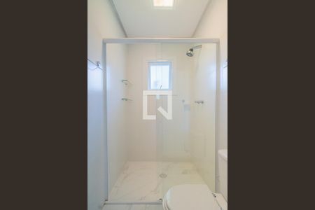 Casa de condomínio à venda com 250m², 3 quartos e 2 vagas Casa de condomínio à venda com 250m², 3 quartos e 2 vagasBanheiro do Quarto 1 e 2