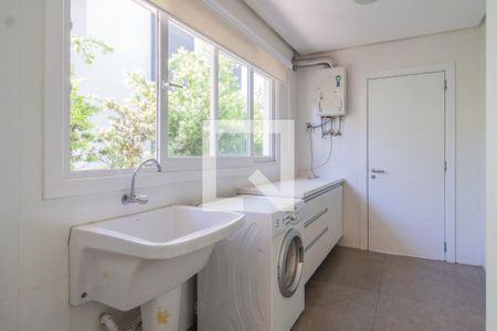 Casa de condomínio à venda com 250m², 3 quartos e 2 vagas Casa de condomínio à venda com 250m², 3 quartos e 2 vagasÁrea de Serviço