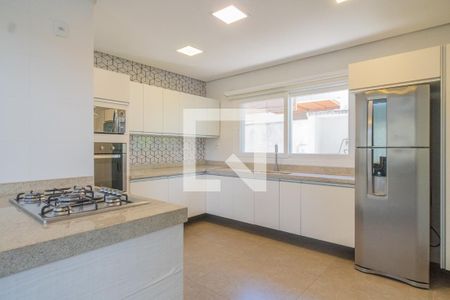 Casa de condomínio à venda com 250m², 3 quartos e 2 vagas Casa de condomínio à venda com 250m², 3 quartos e 2 vagasCozinha