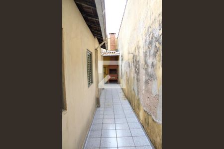 Casa à venda com 160m², 5 quartos e 2 vagasCorredor