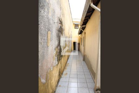 Casa à venda com 160m², 5 quartos e 2 vagasCorredor