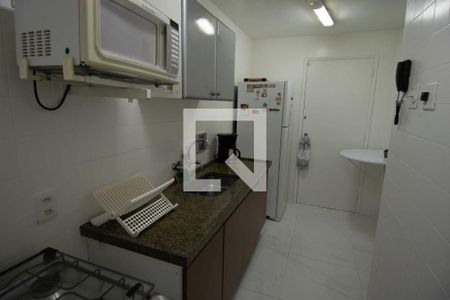 Cozinha de apartamento para alugar com 3 quartos, 130m² em Humaitá, Rio de Janeiro