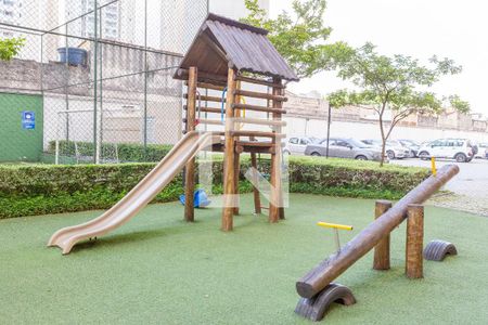 Apartamento para alugar com 44m², 2 quartos e sem vaga Apartamento para alugar com 44m², 2 quartos e sem vagaÁrea Comum - Playground
