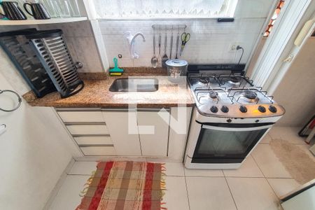 Apartamento à venda com 57m², 2 quartos e sem vaga Apartamento à venda com 57m², 2 quartos e sem vagaCozinha