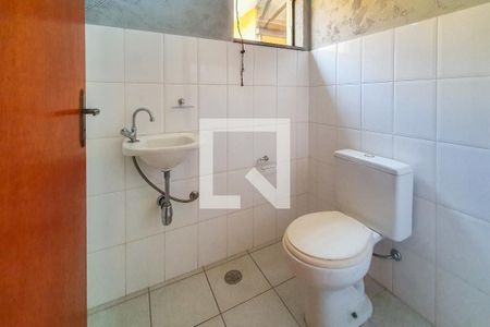 Casa à venda com 156m², 3 quartos e 3 vagas Casa à venda com 156m², 3 quartos e 3 vagasBanheiro