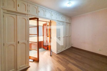 Casa à venda com 156m², 3 quartos e 3 vagas Casa à venda com 156m², 3 quartos e 3 vagasQuarto 2