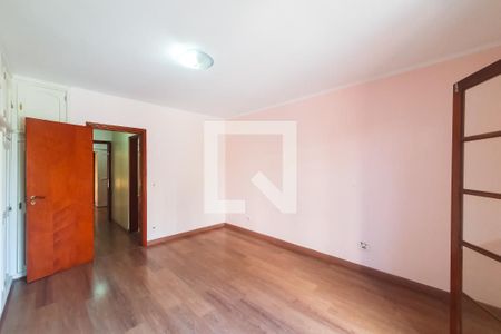 Casa à venda com 156m², 3 quartos e 3 vagas Casa à venda com 156m², 3 quartos e 3 vagasQuarto 1