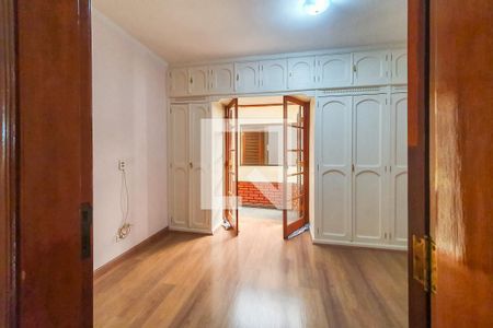 Casa à venda com 156m², 3 quartos e 3 vagas Casa à venda com 156m², 3 quartos e 3 vagasQuarto 2