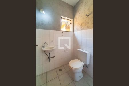 Casa à venda com 156m², 3 quartos e 3 vagas Casa à venda com 156m², 3 quartos e 3 vagasBanheiro