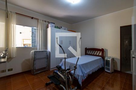 Casa à venda com 175m², 3 quartos e 2 vagasSuíte