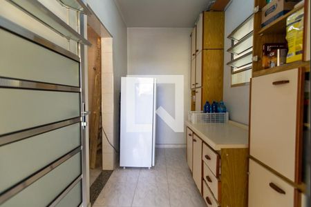 Casa à venda com 175m², 3 quartos e 2 vagasQuarto de Serviço