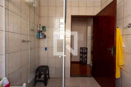 Casa à venda com 175m², 3 quartos e 2 vagasBanheiro Corredor