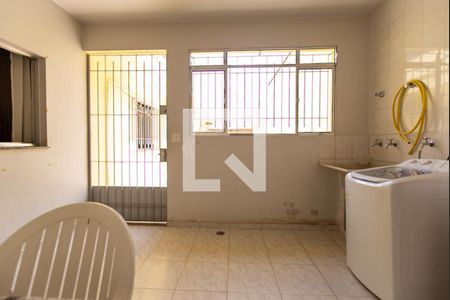 Casa à venda com 175m², 3 quartos e 2 vagasÁrea de Serviço