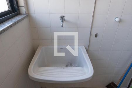 Apartamento à venda com 65m², 2 quartos e 1 vagaÁrea de Serviço