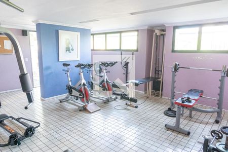 Apartamento à venda com 65m², 2 quartos e 1 vagaÁrea comum - Academia