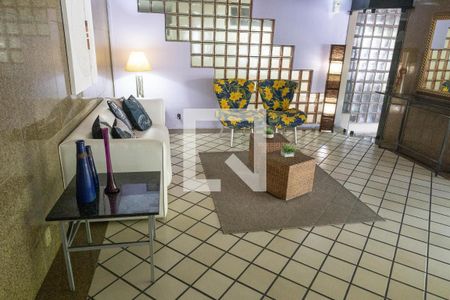 Apartamento à venda com 65m², 2 quartos e 1 vagaHall