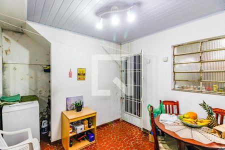 Casa à venda com 70m², 2 quartos e 2 vagas Casa à venda com 70m², 2 quartos e 2 vagasÁrea de Serviço