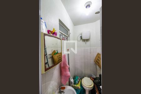 Casa à venda com 70m², 2 quartos e 2 vagas Casa à venda com 70m², 2 quartos e 2 vagasBanheiro de Serviço