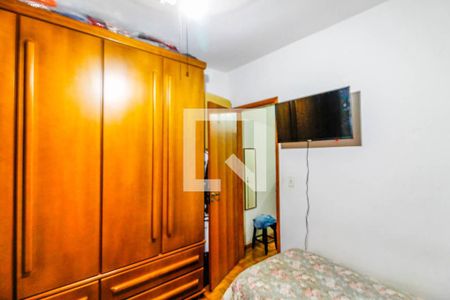 Casa à venda com 70m², 2 quartos e 2 vagas Casa à venda com 70m², 2 quartos e 2 vagasQuarto 2