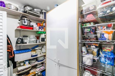 Casa à venda com 70m², 2 quartos e 2 vagas Casa à venda com 70m², 2 quartos e 2 vagasQuarto de Serviço