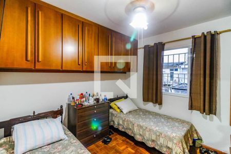 Casa à venda com 70m², 2 quartos e 2 vagas Casa à venda com 70m², 2 quartos e 2 vagasQuarto 2