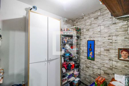 Casa à venda com 70m², 2 quartos e 2 vagas Casa à venda com 70m², 2 quartos e 2 vagasQuarto de Serviço