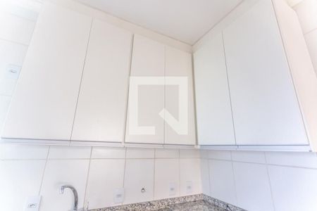 Apartamento para alugar com 71m², 3 quartos e 3 vagas Apartamento para alugar com 71m², 3 quartos e 3 vagasArmário