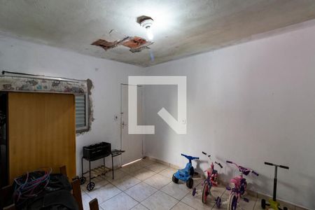 Casa à venda com 150m², 6 quartos e sem vagaCasa 02 - Kitnet