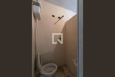 Casa à venda com 150m², 6 quartos e sem vagaCasa 02 - Banheiro