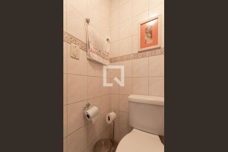 Casa à venda com 159m², 3 quartos e 2 vagasLavabo