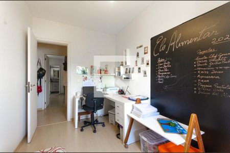 Casa à venda com 159m², 3 quartos e 2 vagasQuarto 2