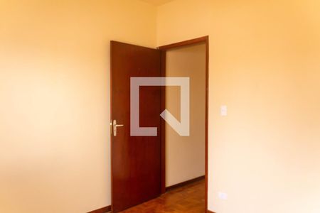 Casa à venda com 132m², 4 quartos e 2 vagas Casa à venda com 132m², 4 quartos e 2 vagasQuarto 3