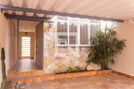 Casa à venda com 132m², 4 quartos e 2 vagas Casa à venda com 132m², 4 quartos e 2 vagasGaragem