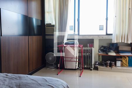 Apartamento à venda com 140m², 4 quartos e 2 vagasSuíte 2