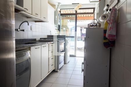 Apartamento à venda com 140m², 4 quartos e 2 vagasCozinha