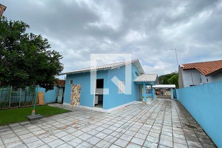 Casa à venda com 136m², 3 quartos e 2 vagasÁrea Externa