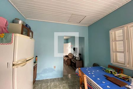 Casa à venda com 136m², 3 quartos e 2 vagasCozinha