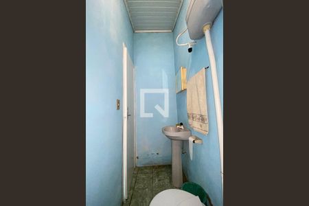 Casa à venda com 136m², 3 quartos e 2 vagasBanheiro 2